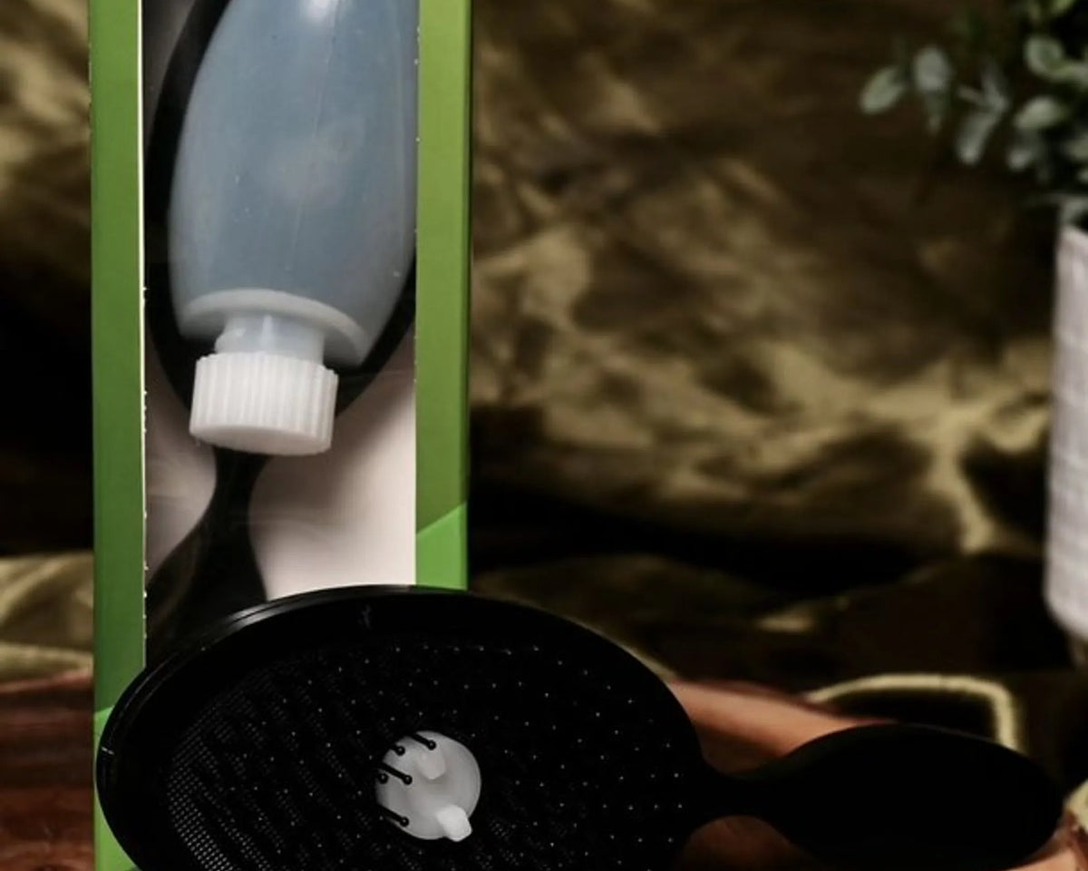 The Benjamin Brush Detangle Bristles - Color: Black | Size: BRUSH | Pack Of: 1