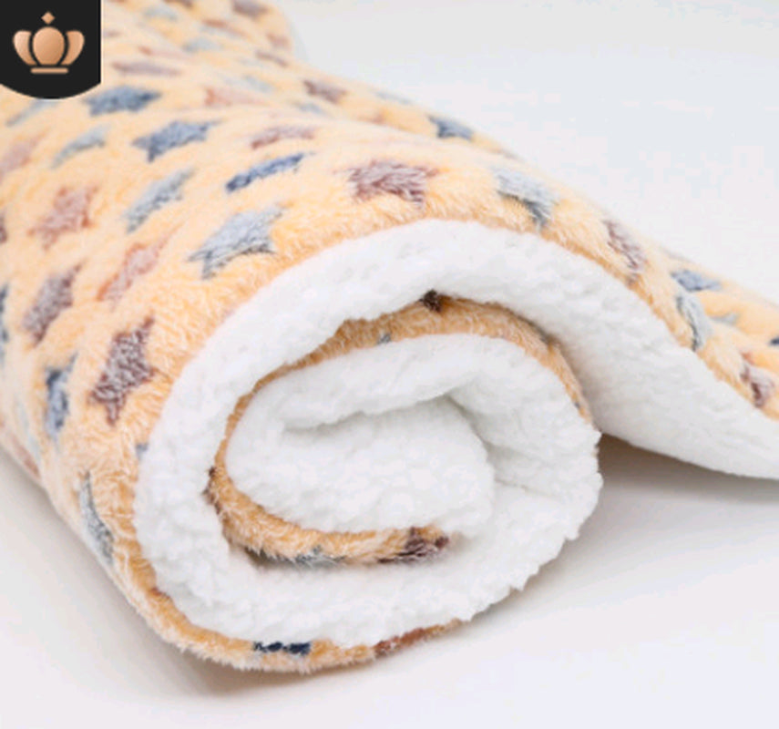 Adorable Cat & Dog Blankets - Cozy Pet Mats for Ultimate Comfort