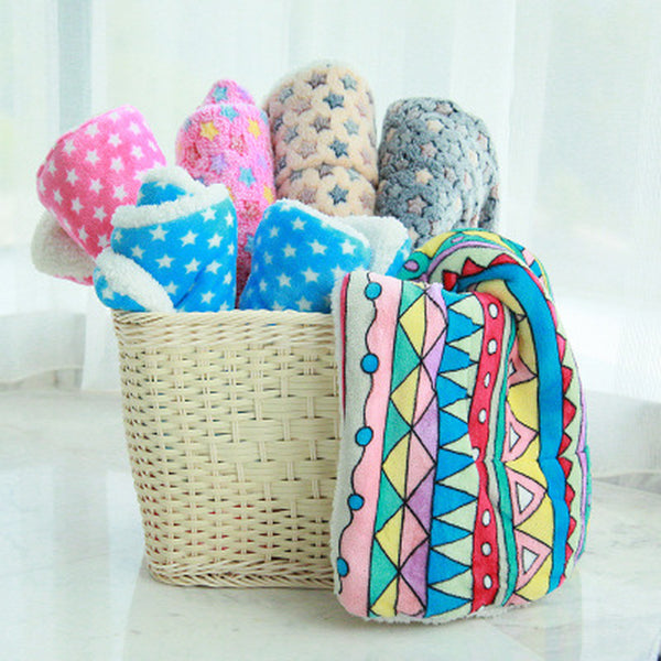 Adorable Cat & Dog Blankets - Cozy Pet Mats for Ultimate Comfort