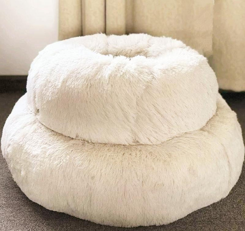 Luxurious Round Plush Pet Beds for Small Dogs and Cats - The Ultimate Cozy Nest for Your Furry Companions